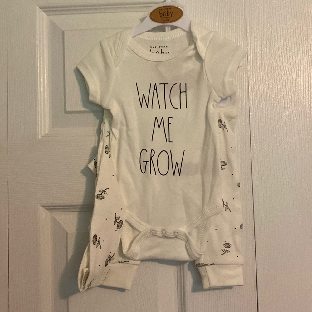 Rae Dunn Matching Set